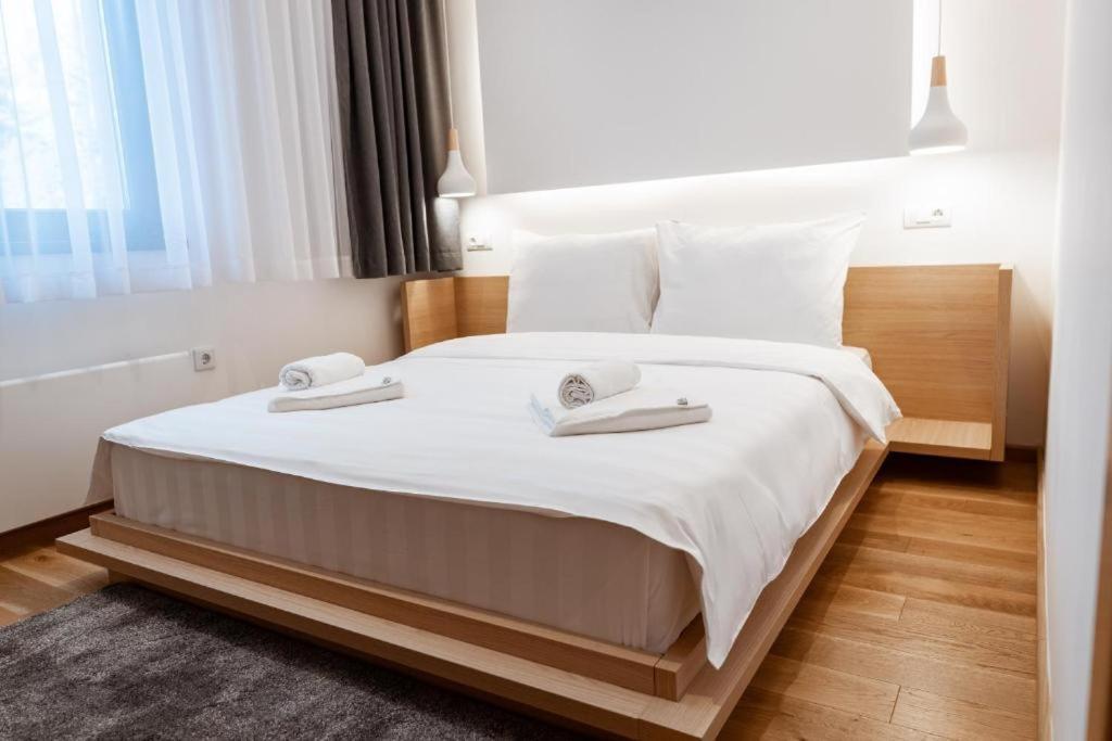 Zlatni Javor - 511 Apartment